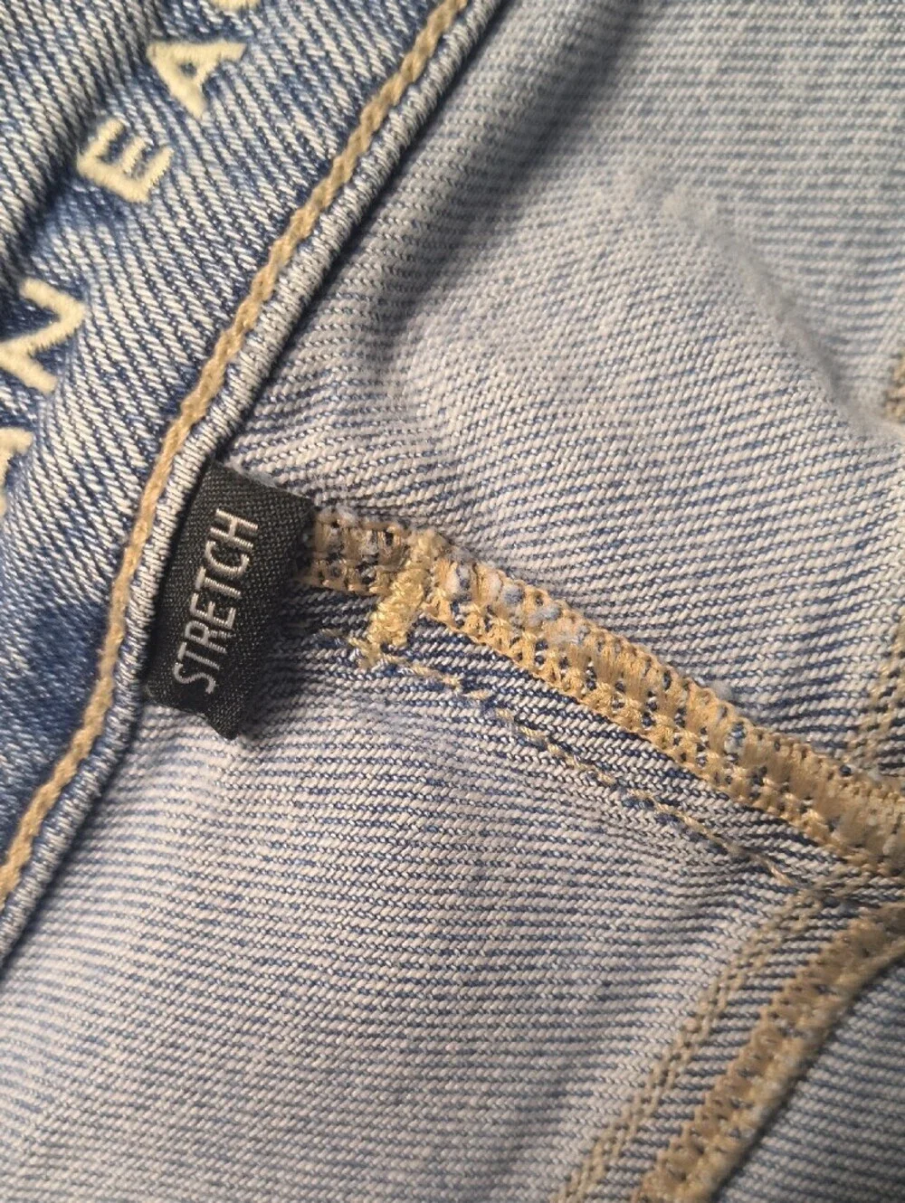 Stretch Mom Straight w/27.5 Inseam American Eagle Women's Size 14 Jeans 962
